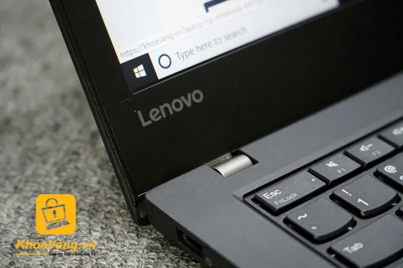 PIN thì Lenovo cho người dùng chọn giữa loại 3-cell và 6-cell