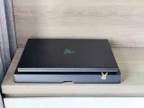 Razer Blade 18 | Core I9-14900HX | RAM 32GB | SSD 1TB | RTX 4070 8GB | 18 inch QHD+ 300Hz - Like New 99% ngoại hình đẹp