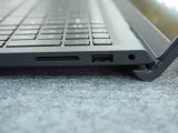 Dell 15 DC15250 | Intel Core i5-1334U | RAM 8GB DDR5 | SSD 512GB | 15.6 inch FHD Touch | Carbon Black | New Fullbox + Windows 11