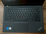 Lenovo Thinkpad T14s Gen 2 Core i5-1145G7 | RAM 16GB | SSD 256GB | 14 inch FHD (1920x1080) IPS - Likenew 98%