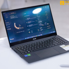 Asus Creator Laptop 15 Q530 ( 2023 ) | Intel Core i7-13620H | 16GB DDR5 | 512GB | RTX 3050 6GB | 15.6inch FHD OLED | NEW 100%