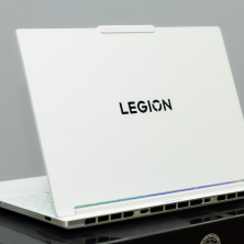 Lenovo Legion 7i 16IAX10 | Intel Ultra 7 255HX | RAM 32GB | SSD 1TB | RTX 5060 8GB | 16inch 2.5K OLED 165Hz | Glacier White | NEW 100%