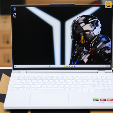 Lenovo Legion 5 Pro (2024) R9000P | AMD Ryzen 9 7945HX | RAM 16GB | SSD 1TB | RTX 4060 8GB | 16inch QHD+ 240Hz 100% DCI-P3 | Glacier White | New 100%
