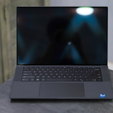 Ảnh sản phẩm Dell Precision 5570 Core i7-12800H | RAM 16GB | SSD 1TB | RTX A2000 8GB | 15.6 inch UHD+ (3840 x 2400) Touchscreen - NEW OUTLET 100%