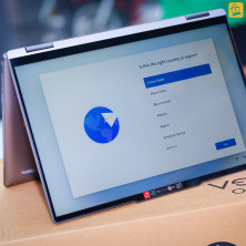 Lenovo Yoga 7 (2-in-1) 14AHP9 | Ryzen 5 8640HS | RAM 8GB | SSD 512GB | 14 inch FHD+ (1920x1200) IPS 300nits TOUCH | Arctic Grrey - New Fullbox 2024