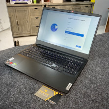 Lenovo Ideapad Gaming 3 | Ryzen R5-5600H | RAM 16GB | SSD 256GB | RTX 3050Ti 4GB | 15.6 inch FHD IPS | Shadow Black | Like New 99%