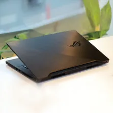 Asus Zephyrus M15 GU502LU Core i7 - 10750H/ 16 GB RAM/ 512 GB SSD/ NVIDIA GeForce GTX 1660Ti / 15.6" FHD