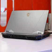 MSI GT76 i9 10900k RTX 2080 Super Ram 64g ssd 2Tb Lcd 17.3 inch UHD 4k new 100% fullbox