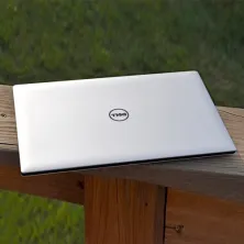 Laptop Cũ Dell Precision 5520 | Xeon E3-1505M V5 | 16GB RAM | 512GB SSD | NVIDIA Quadro M1200 | 15.6" FullHD