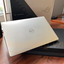 Dell XPS 13 7390 Core i7  16GB RAM 4K Touch