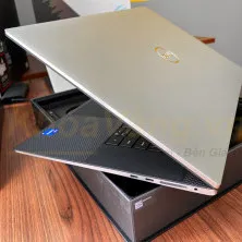 Dell XPS 17 9700 | Core i7 10875H | RAM 16GB | 512G SSD | RTX 2060 | 17.0" FHD