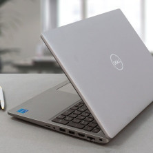 Dell Latitude 5520 | i7-1185G7 | 16GB | 512GB | 15.6" FHD | New Fullbox