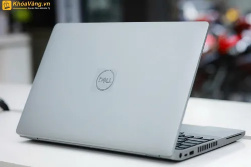 Dell Precision 3551 Core i7-10750H | RAM 16GB | SSD 512GB | Quadro P620 4GB | 15.6 inch FHD (1920 x 1080) - Like new 98%