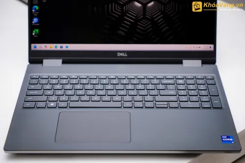 Dell Precision 7680 | Core i7-13850HX | RAM 64GB | SSD 1TB | RTX A5000 ADA 16GB | 16 inch UHD+ OLED Touch | Like New 98%