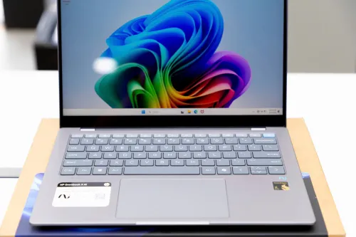 HP OmniBook X 14 inch (2024) Snapdragon X Elite X1E-78-100 | Ram 16GB | SSD 1TB | 14" 2.2K (2240 x 1400) Touch | New Fullbox