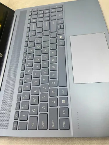 HP Pavilion laptop 16 af0xxx Core 7 150U | RAM 16G | 256G SSD - 16 inch 2K (2048x1280) OLED | Like new 98%
