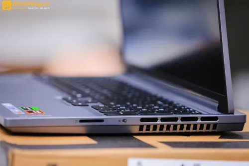 Lenovo Legion Slim 5 R7000P (2024) | Ryzen 7 8845H | RAM 16GB | SSD 1TB | RTX 4060 8GB | 16inch 2.5K (2560x1600) 165Hz | New 100%