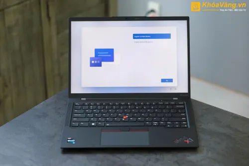 LENOVO THINKPAD X1 CARBON GEN 10 Core i7-1280P | RAM 32GB | SSD 512GB | 14 inch UHD (3840 x 2400) New Fullbox Outlet