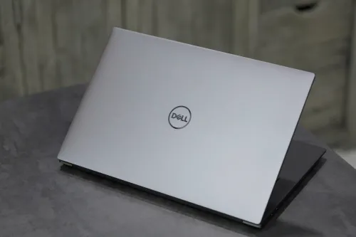 Dell XPS 15 9530 | Core i7-13620H | RAM 32GB | SSD 1TB | ARC 370M | 15.6 inch FHD+ | New 100% FullBox