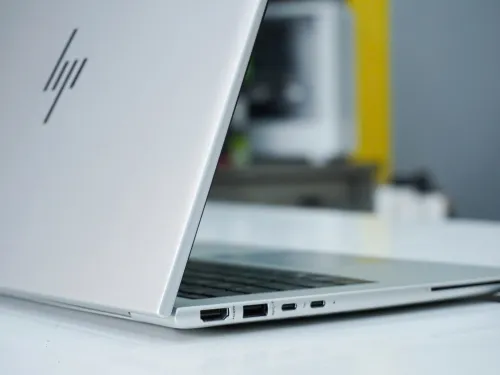 HP EliteBook 840 G10 | Core i7-1365U | RAM 32GB | SSD 1TB | 14 inch FHD+(1920X1200) - Likenew
