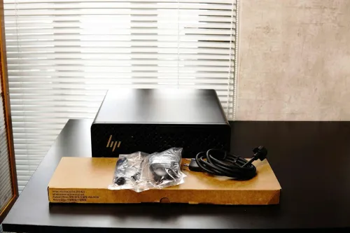 HP Z2 SFF G1i Workstation | Ultra 7 265K vPro | RAM 64GB DDR5 | SSD 1TB | NVIDIA RTX 2000 Ada 16GB - New Fullbox
