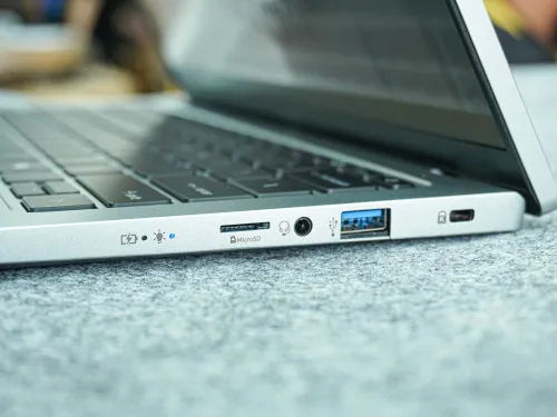 Acer Swift Go SFG14-73T-75FA | Core Ultra 7 155H | RAM 16GB | SSD 1TB | 14 inch WUXGA (1920x1200) Touch | New Outlet