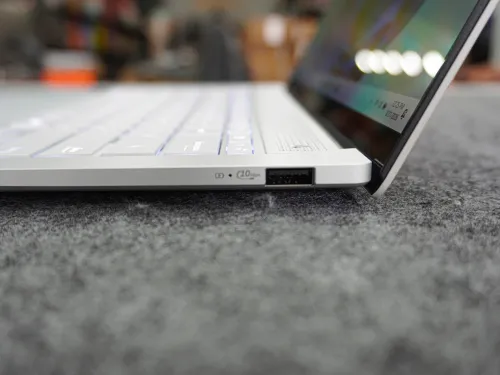 Asus Zenbook S 14 UX5406S | Ultra 7 258V | RAM 32GB | SSD 1TB | 14 inch 3K (2880x1800) 120Hz OLED | White - New Fullbox