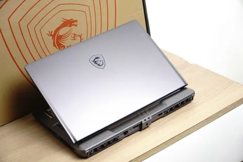 MSI Vector A16 HX A8WHG | Ryzen 9 8940HX | RTX 5070Ti 12GB | RAM 16GB | SSD 1TB | 16 inch QHD+ 240Hz - New Fullbox