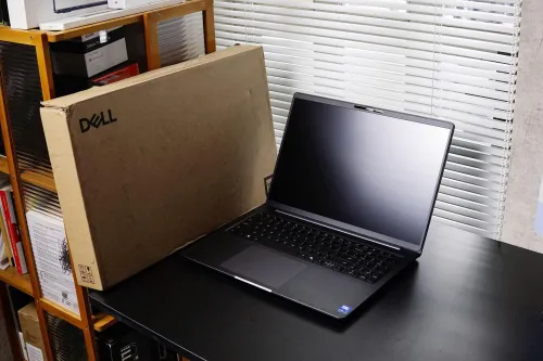 Dell Pro 5 16 P516260 | Intel Core Ultra X7 368H vPro | RAM 64GB | SSD 1TB | Intel Arc B390 | 16 inch QHD+ 120Hz Black - New Fullbox