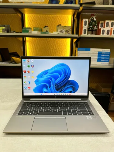 HP ZBook Firefly 14 G7 Core i5 -10310U | RAM 16GB | SSD 256GB | 14 inch FHD (1920 x 1080) | Like new 99% - ngoại hình đẹp