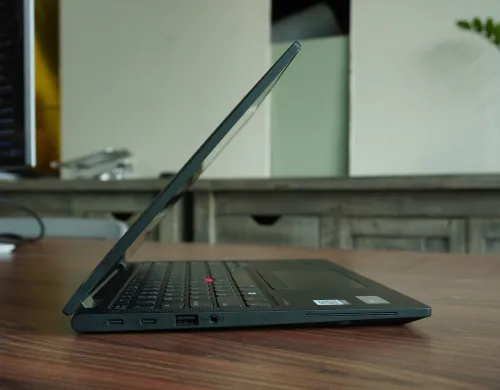 Lenovo Thinkpad X13 Gen 5 (2-in-1) | Ultra 5 135U | Ram 16GB | SSD 256GB | 13.3 inch FHD+ (1920x1200) Touch - New Fullbox