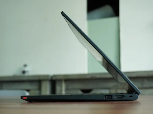 Lenovo Thinkpad X13 Gen 5 (2-in-1) | Ultra 5 135U | Ram 16GB | SSD 256GB | 13.3 inch FHD+ (1920x1200) Touch - New Fullbox