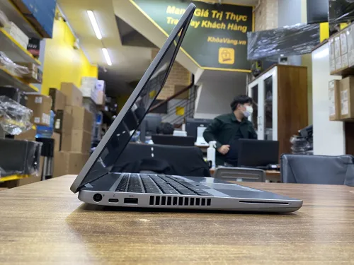 Dell Latitude 5510 Core i7-10810U | RAM 16G | SSD 256G | 15.6" FHD Likenew 98%