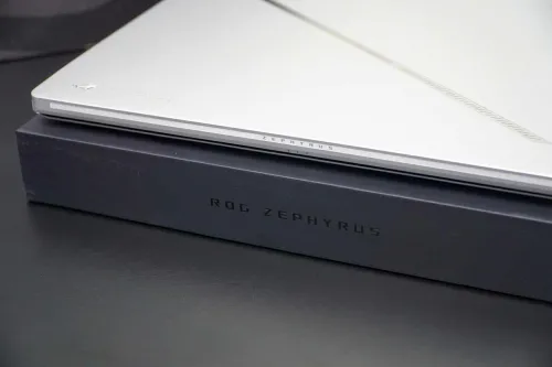 Asus ROG Zephyrus G14 (GA403U) Ryzen 9 8945HS | RTX 4060 8GB | RAM 16GB | SSD 1TB | 14 inch 3K (2880x1800) 120Hz OLED - Platinum White - Like New 99% Fullbox