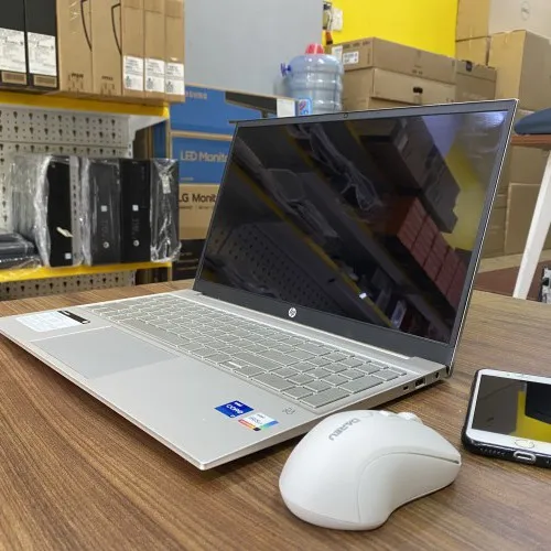 Laptop cũ HP Pavillion 15-eg0070wm TOUCH | i7-1165G7 | RAM 8GB | 512GB SSD | 15.6 FHD Cảm Ứng | Like new 99%