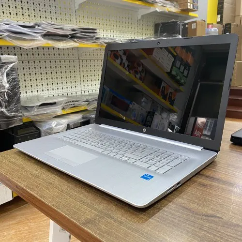 Laptop cũ HP Laptop 17-by4013dx | Core i3-1115G4 | RAM 16GB | SSD 256GB | 17.3 inch HD+ | Like New 99%