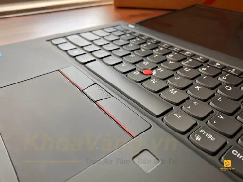 Lenovo Thinkpad X1 Carbon Gen 7 | Core i7-8665U | RAM 16GB | SSD 256GB | 14 inch FHD | Like new 99%