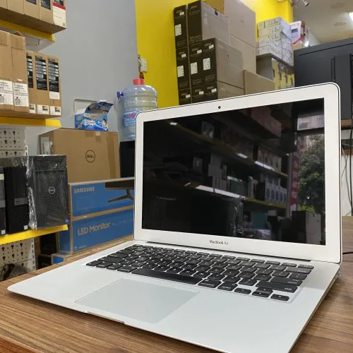 MacBook Air 13 inch 2015 | Core I5 - 5250U (1.6GHz) | Ram 8G | SSD 256G | 13.3 inch (1440x900)