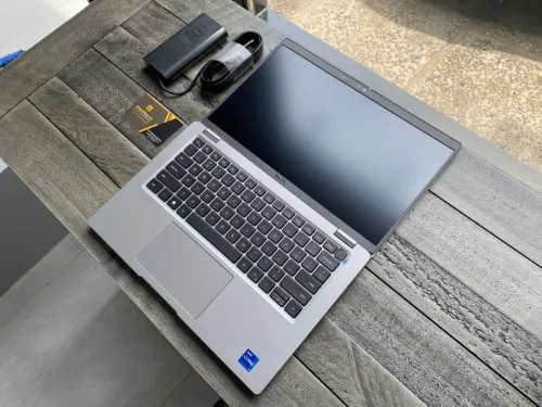 Dell Latitude 5420 Core i7-1185G7 | RAM 16GB | SSD 512GB | 14 inch FHD (1920 x 1080) - Like New 99%