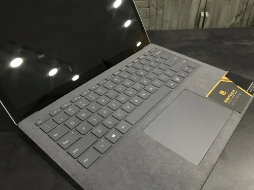 Surface Laptop 5 Core i5-1235U | RAM 8GB | SSD 512GB | 13.5 inch | 2K (2256 x 1504) Touch Like New 99%