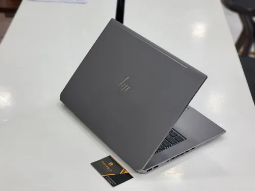 HP ZBook Studio 15 G5 Xeon 2186M | 16GB RAM | 512 GB SSD | NVIDIA Quadro P1000M 4GB |15.6 inch UHD