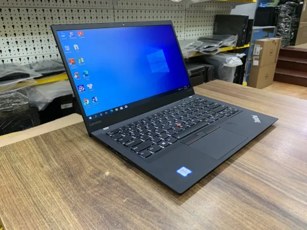laptop Laptop Lenovo ThinkPad X1 Carbon Gen 5 Core i5-6300U | 8 GB RAM | 256 GB SSD | Intel® HD Graphics 520 laptop Laptop Lenovo ThinkPad X1 Carbon Gen 5 Core i5-6300U | 8 GB RAM | 256 GB SSD | Intel® HD Graphics 520