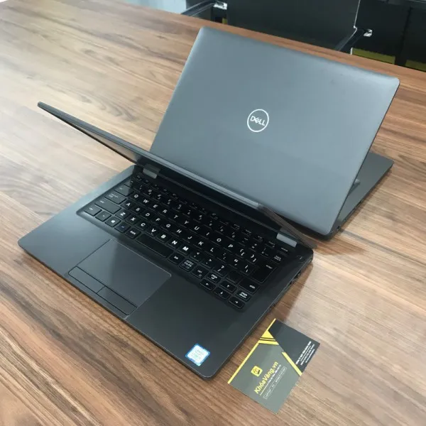 Laptop Dell Latitude 5300