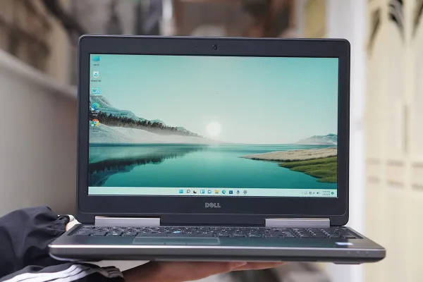 Laptop Dell Precision cũ mới, máy trạm Dell chính hãng | Khóa Vàng