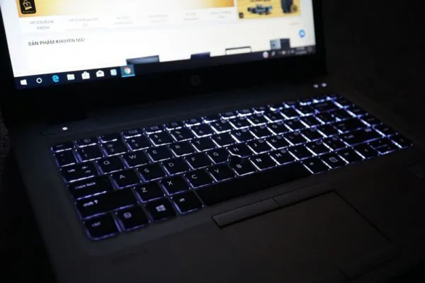 Đèn bàn phím HP EliteBook 840 G3