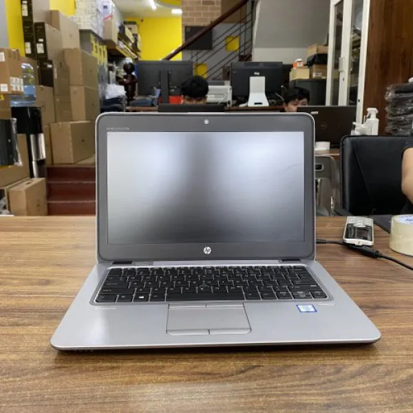 Laptop HP EliteBook 820 G3