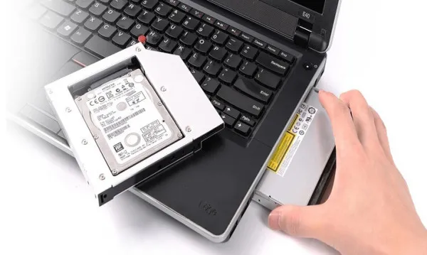 Ổ SSD hoạt động như thế nào