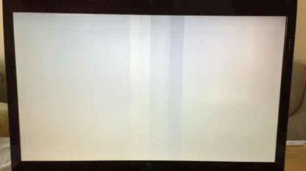 Nguyên nhân tình trạng màn hình laptop bị trắng