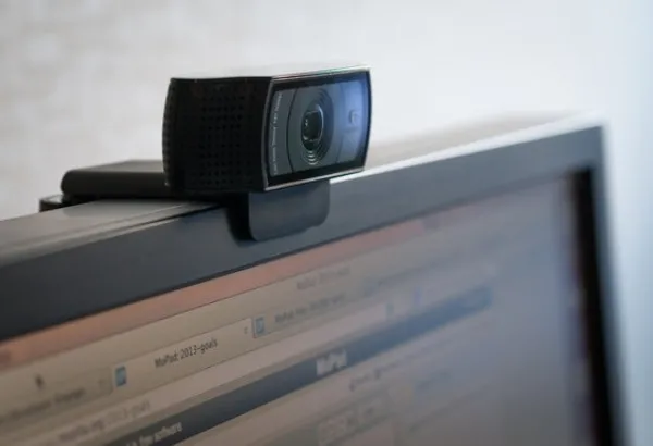 Xác định vị trí đặt webcam của máy tính 