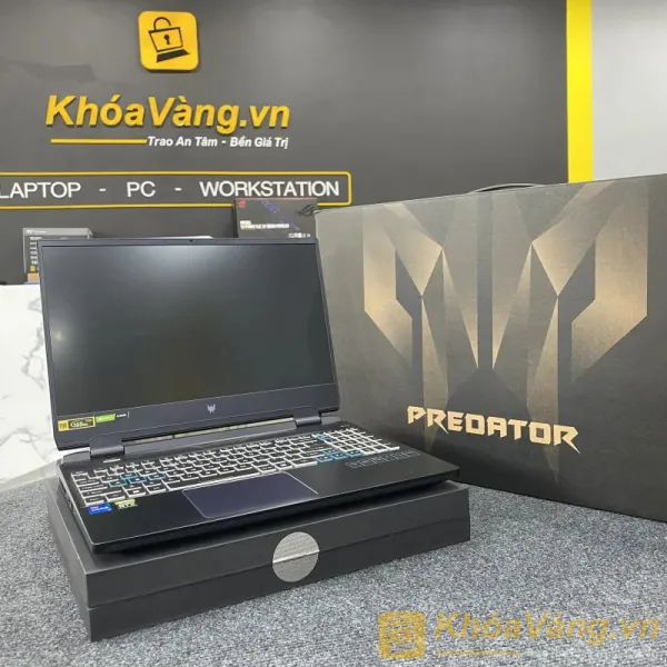 Laptop Acer Predator Helois